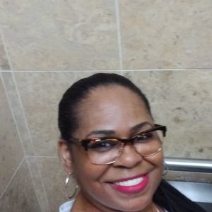 Meet your Posher, Robin